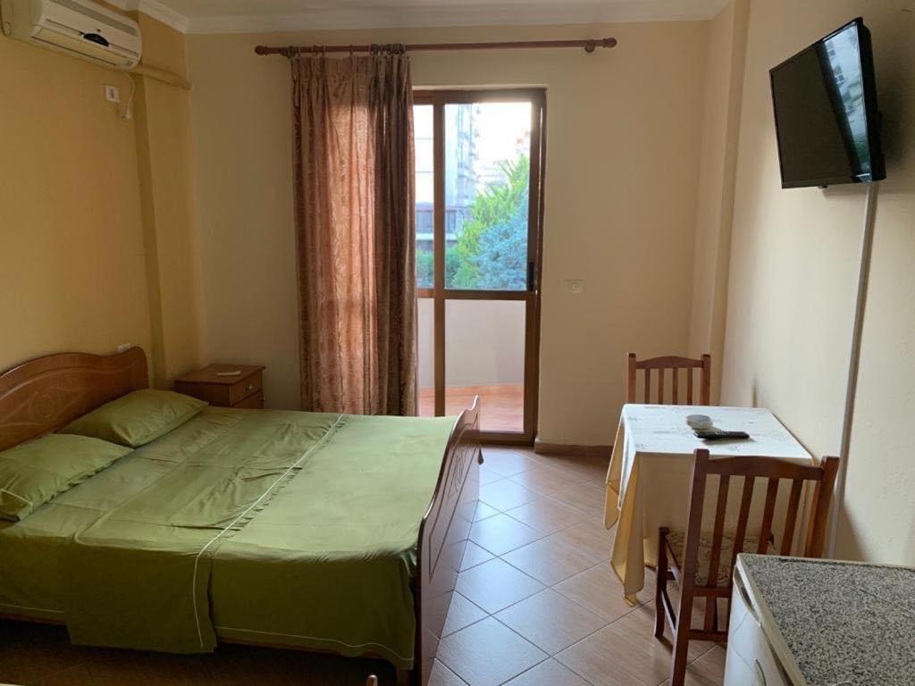 Hotel Palma Durrës 外观 照片