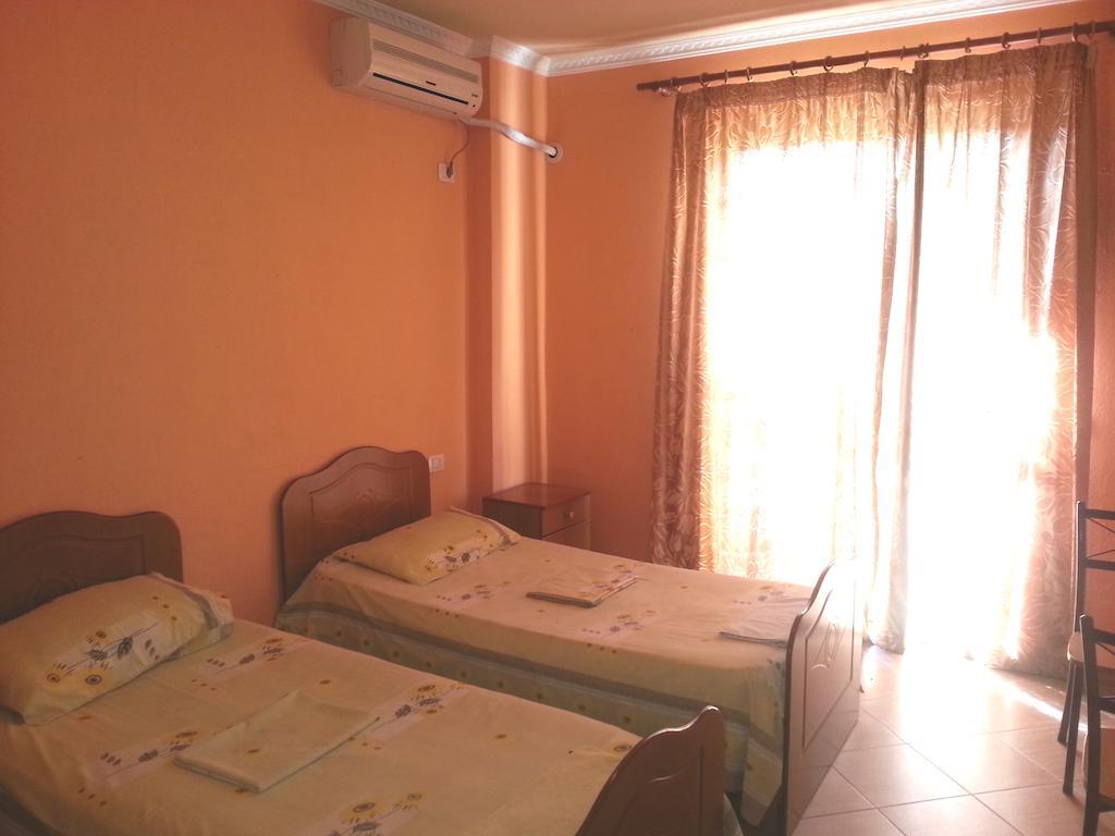 Hotel Palma Durrës 客房 照片