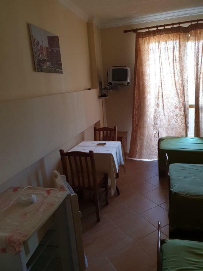 Hotel Palma Durrës 外观 照片